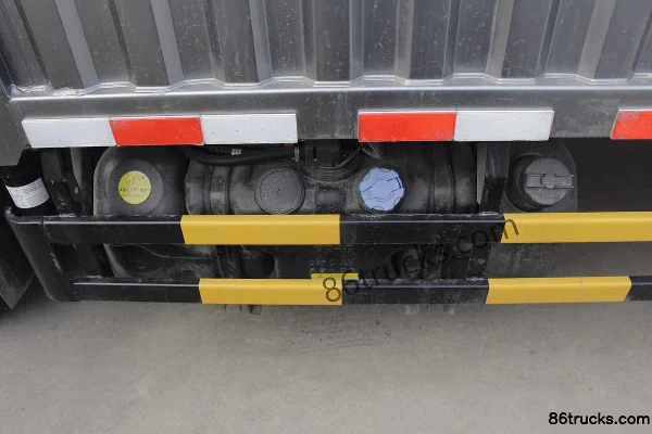 Dongfeng Captain Nebula K6-M Standard Edition 143hp 4X2(6 wheels) 4.2m single-row van truck (China VI) Chassis (3) | 86Trucks