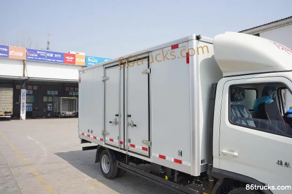 Foton Forland S1 120hp 4X2(6 wheels) 3.42m semi-sleeper box truck (hydraulic brake) Body (1) | 86Trucks
