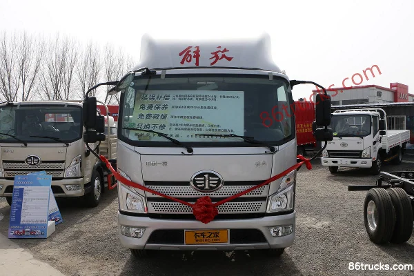 FAW Jiefang Lingtu 180 ch 4X2(6 roues) Camion porteur à ridelles 5,8 m, cabine avec couchette Extérieur (2) | 86Trucks