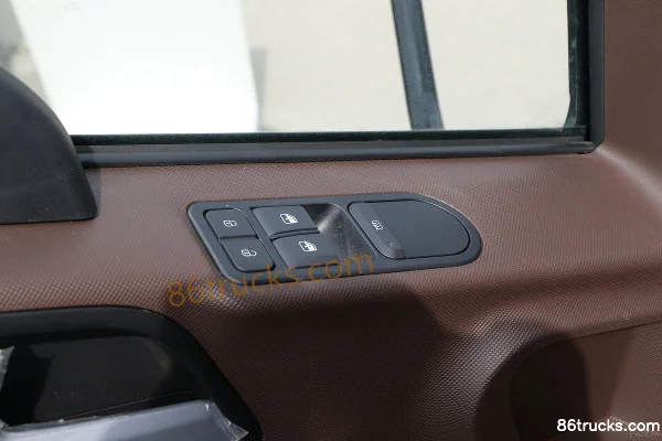 FAW Jiefang Lingtu 180 ch 4X2(6 roues) Camion porteur à ridelles 5,8 m, cabine avec couchette (3) | 86Trucks