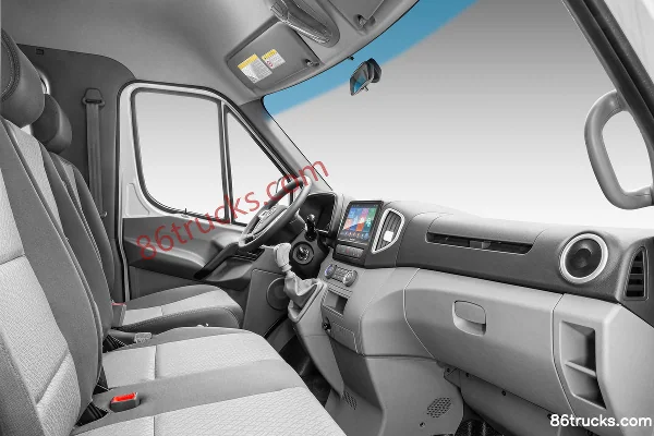 JAC Jienengwang PLUS 2022 version confort 129 ch 9 places 2,0T diesel fourgonnette (empattement moyen) Cabine (2) | 86Trucks