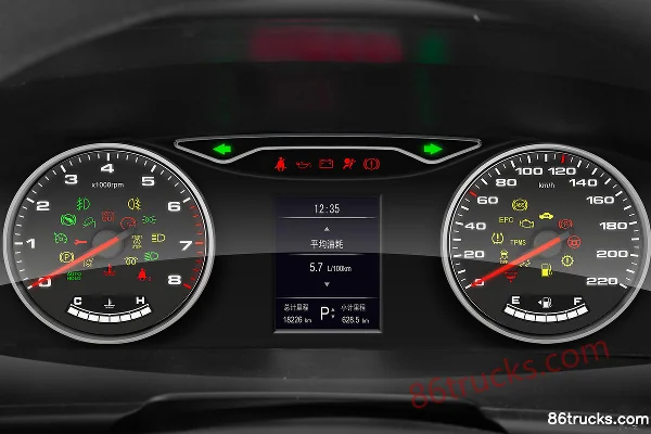 JAC Jienengwang PLUS 2022 version confort 129 ch 9 places 2,0T diesel fourgonnette (empattement moyen) Cabine (1) | 86Trucks