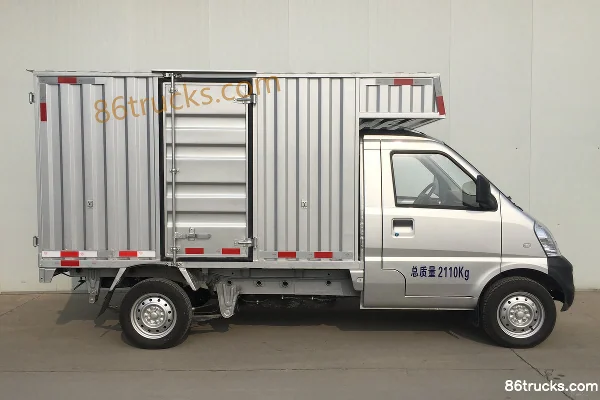 Wuling Rongguang Xiaoka 1,5 L 99 ch 4X2(6 roues) Essence Camion plateau fourgon monoplace 2,6 m Extérieur (3) | 86Trucks