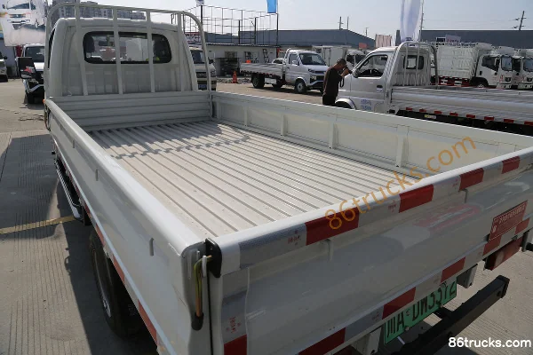 FARIZON E200S 4.2T 3.53m single-row pure electric flatbed light truck 66.8kWh 4X2(6 wheels) Body (1) | 86Trucks