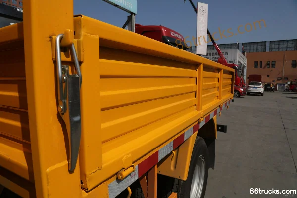 JMC Shunwei petit camion 140 ch 4X2(6 roues) 2,755 m petit camion à ridelles double cabine Carrosserie (1) | 86Trucks