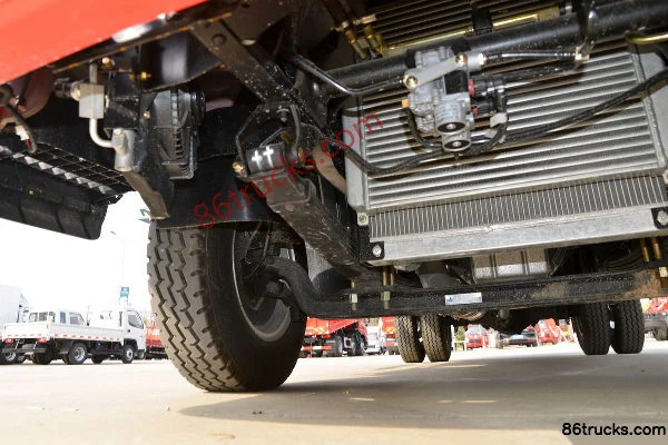 FAW Hongta FAW Jiefang Gongshi 150hp 4X2(6 wheels) 4.2m single-row flatbed light truck Chassis (2) | 86Trucks