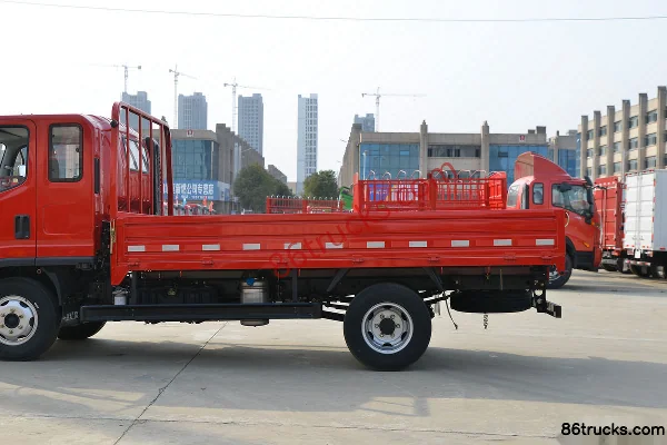 FAW Hongta FAW Jiefang Gongshi 130 hp 4X2(6 wheels) 3.83m Row Half Flatbed Light Truck Body (2) | 86Trucks