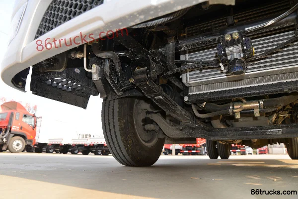 FAW Jiefang Lingtu Wide Body 130hp 4X2(6 wheels) 4.16m Single Row Van Light Truck Chassis (2) | 86Trucks