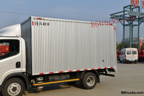 FAW Jiefang Lingtu Wide Body 130hp 4X2(6 wheels) 4.16m Single Row Van Light Truck (1) | 86Trucks