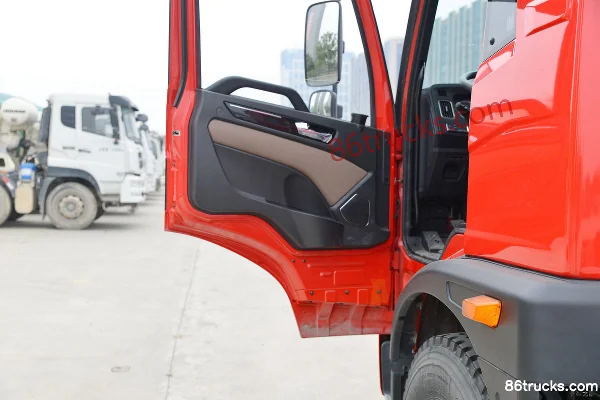 FAW Jiefang Lin VH 160 hp 4X2(6 wheels) 6.76m semi-pitch barn-door cargo truck (Dachai) Cab (2) | 86Trucks