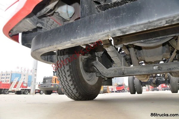 FAW Jiefang Lin VH 160 hp 4X2(6 wheels) 6.76m semi-pitch barn-door cargo truck (Dachai) Chassis (2) | 86Trucks