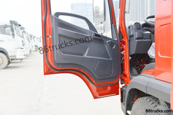 FAW Jiefang Hu VH King Arrives 190hp 4X2(6 wheels) 5.16m Stake Truck (China VI) Cab (2) | 86Trucks