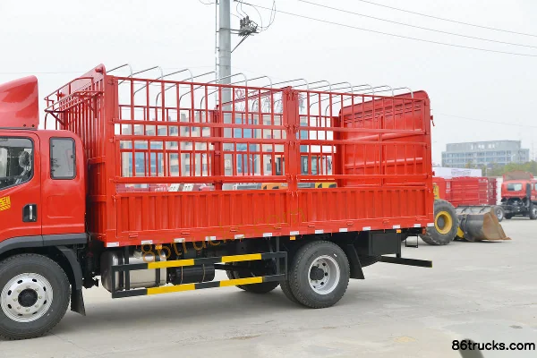 FAW Jiefang Hu VH King Arrives 190hp 4X2(6 wheels) 5.16m Stake Truck (China VI) Body (1) | 86Trucks