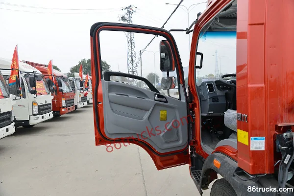 Sinotruk HOWO Dream 150 ch 4X2(6 roues) 4.15 m single-row flatbed light truck (China VI) Cabine (1) | 86Trucks