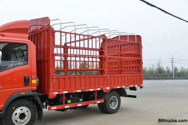 Sinotruk HOWO Dream 150 hp 4X2(6 wheels) 4.15m Single-row Stake Light Truck (China VI) Body (1) | 86Trucks