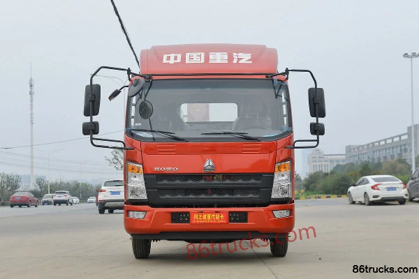 Sinotruk HOWO Dream 160hp 4X2(6 wheels) 4.15m Single Row Flatbed Light Truck Exterior (2) | 86Trucks