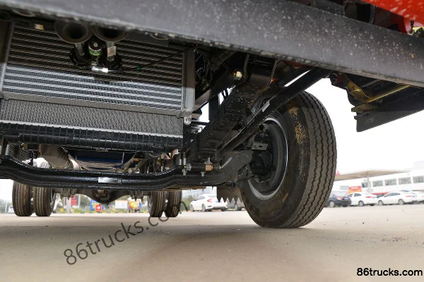 Sinotruk HOWO Dream 160hp 4X2(6 wheels) 4.15m Single Row Flatbed Light Truck Chassis (3) | 86Trucks