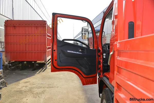 Dongfeng FuruiKa F7 170 hp 4X2(6 wheels) 4.8m Single Row Flatbed Light Truck (China VI) Cab (1) | 86Trucks