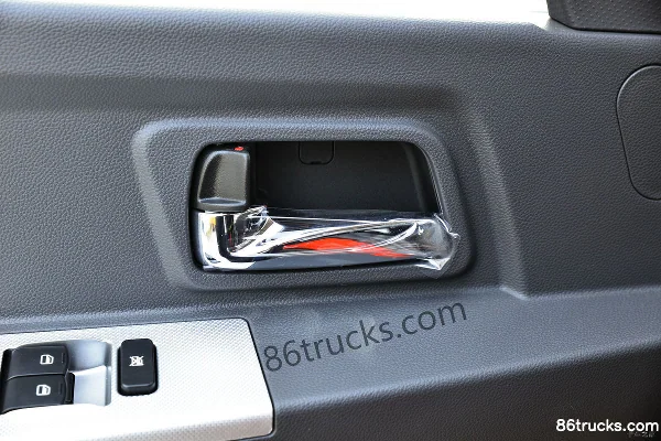 Dongfeng FuruiKa R5 120 hp 4X2(6 wheels) 3.3m dump truck (China VI) Cab (3) | 86Trucks