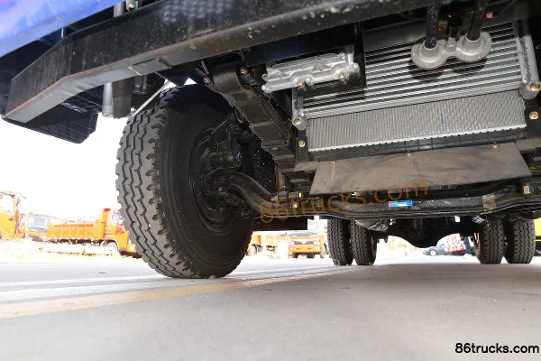Dongfeng Furika R6 170 hp 4X2(6 wheels) 4.1 m dump truck Chassis (2) | 86Trucks