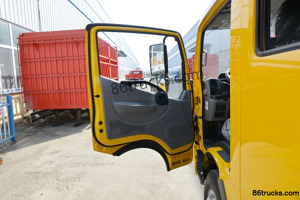 Dongfeng Furika F6 140 ch 4×2(6 roues) 3,13 m camion benne (China VI) Cabine (1) | 86Trucks