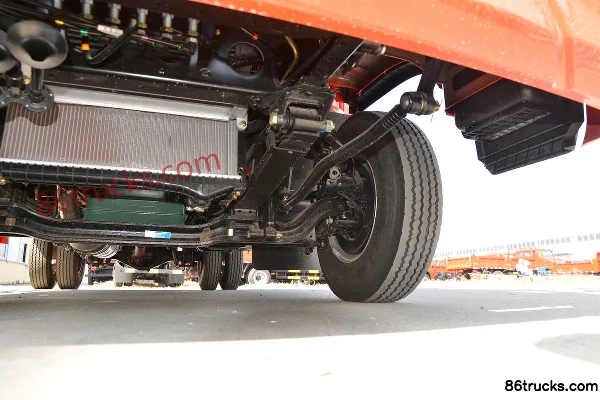 Dongfeng FuruiKa F6 130hp 4X2(6 wheels) 4.17m single-row stake truck (China VI) Chassis (3) | 86Trucks