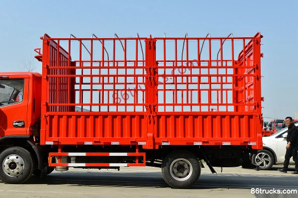 Dongfeng FuruiKa F6 130hp 4X2(6 wheels) 4.17m single-row stake truck (China VI) Body (2) | 86Trucks