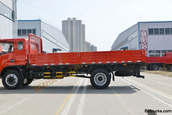 Dongfeng F8 184hp 4X2(6 wheels) 5.25m Flatbed Cargo Truck (China VI) Body (2) | 86Trucks