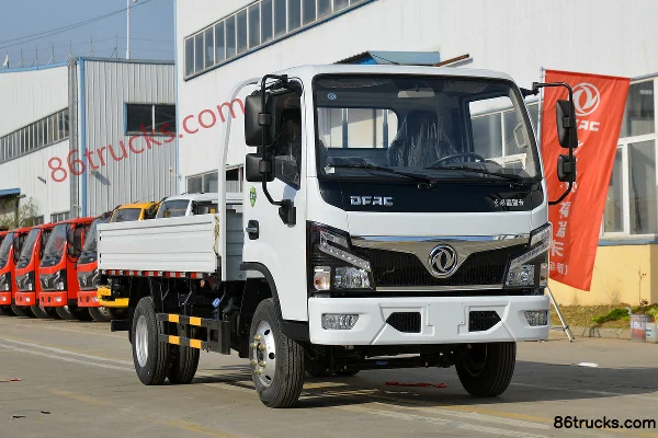 Dongfeng FuruiKa F5 126hp 4X2(6 wheels) 3.8m Single Row Flatbed Truck (China VI) Exterior