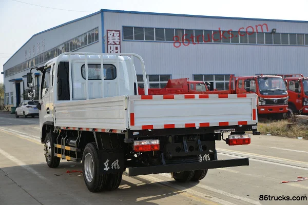 Dongfeng Furui F5 126hp 4X2(6 wheels) 3.4m Semi-Sleeper Flatbed Light Truck (China VI) Body (3) | 86Trucks