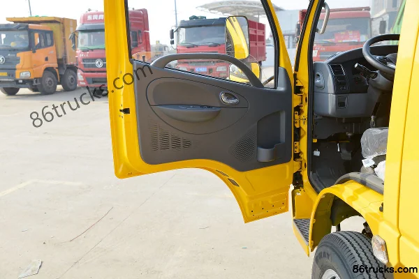 Dongfeng Duolika D6-S 132 ch 4X2(6 roues) 3.25 m double-row camion porteur à plate-forme (China VI) Cabine (2) | 86Trucks