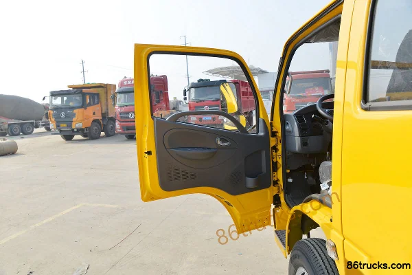 Dongfeng Duolika D6-S 132 ch 4X2(6 roues) 3.25 m double-row camion porteur à plate-forme (China VI) Cabine (1) | 86Trucks