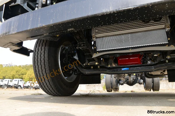 Dongfeng Kaipute K8 195 hp 4X2(6 wheels) 6.2 m refrigerated truck (China VI) Chassis (2) | 86Trucks