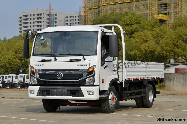 Dongfeng Captain Nebula K6 Standard Edition 163hp 4X2(6 wheels) 4.2m Single Row Flatbed Light Truck (High Cargo Box) Exterior (3) | 86Trucks