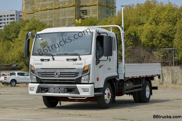 Dongfeng Captain Nebula K6-L Luxury 150hp 4X2(6 wheels) 3.825m Single Row Side Panel Light Truck (China VI)(Wide Body) Exterior (3) | 86Truc