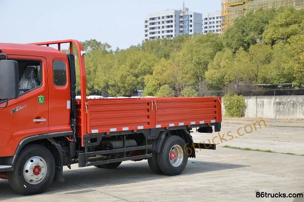 Dongfeng Captain Nebula K6 163hp 4X2(6 wheels) 3.825m Semi-row Flatbed Light Truck (High Cargo Box) Body (1) | 86Trucks