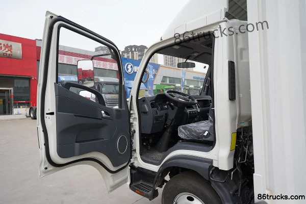 JAC Shuailing i5 4,5 T 4,15 m fourgon électrique pur 89,12 kWh 4X2(6 roues) Intérieur (1) | 86Trucks