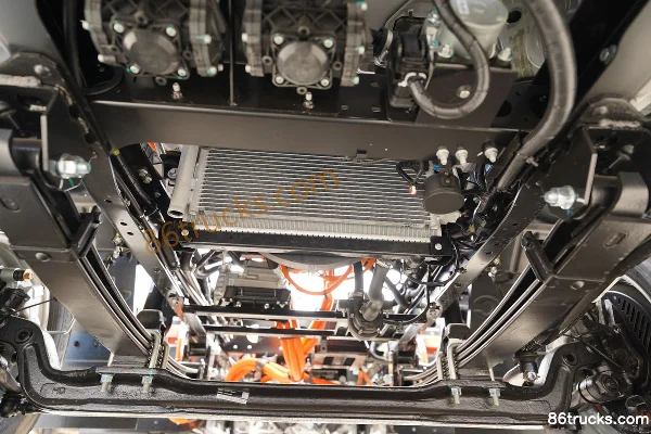 JAC Shuailing i5 4,5 T 4,15 m fourgon électrique pur 89,12 kWh 4X2(6 roues) Châssis (1) | 86Trucks