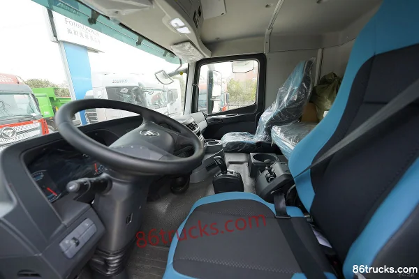 Foton AumanGTL Zhixiang Edition Light-Duty 380hp 8X4(12 wheels) 6.8m Dump Truck Cab (1) | 86Trucks