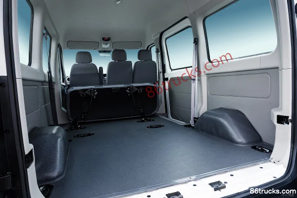 JAC Jienengwang 2021 version express 127 ch 7 places 2,0T diesel minibus (empattement long) Châssis (2) | 86Trucks