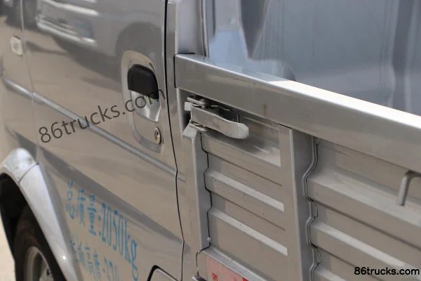 Ruichi EK01S 2021 2,0T 2,7 m camion micro plateau électrique pur à cabine simple 31,25 kWh 4X2(6 roues) Carrosserie (1) | 86Trucks