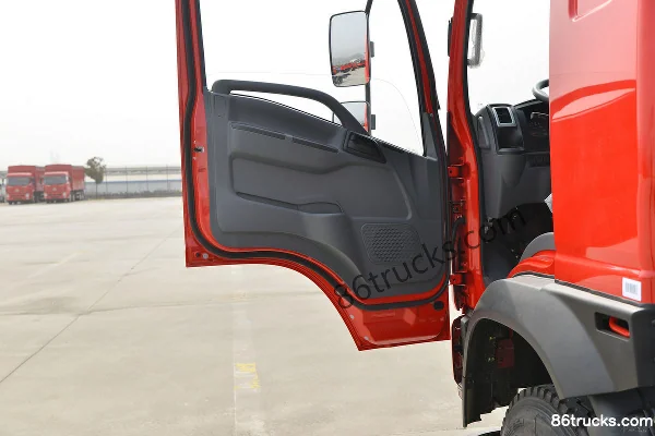 Sanhuan Shitong Chuangke 160 hp 4X2(6 wheels) truck-mounted crane truck Cab (2) | 86Trucks
