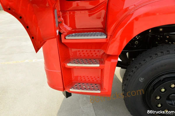 Sanhuan Shitong Haolong Comfort Edition 260 hp 8X2(10 wheels) 8m Flatbed Cargo Truck (China VI) Cab (3) | 86Trucks
