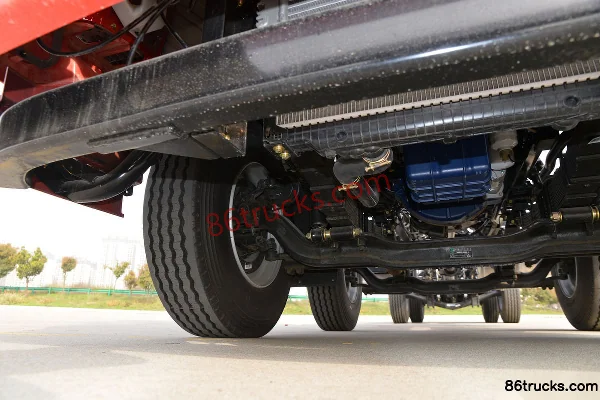 Sanhuan Shitong Haolong édition luxe 270 ch 8X2(10 roues) 8 m camion porteur à ridelles (Fast Gear 10 vitesses) Châssis (2) | 86Trucks