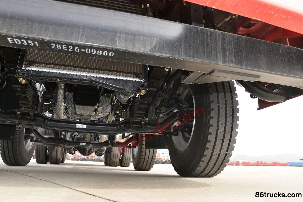 Sanhuan Shitong Haolong Luxury Edition 270 hp 8X4(12 wheels) 7.2m Flatbed Truck Chassis (3) | 86Trucks