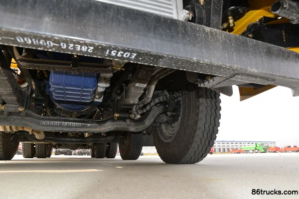Sanhuan Shitong Haolong 300 hp 8X4(12 wheels) 5.8m Dump Truck Chassis (3) | 86Trucks