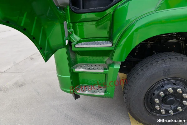 Sanhuan Shitong Haolong 300hp 8X4(12 wheels) 6.5m Dump Truck (China VI)(Fast Gear 12-speed) Cab (3) | 86Trucks