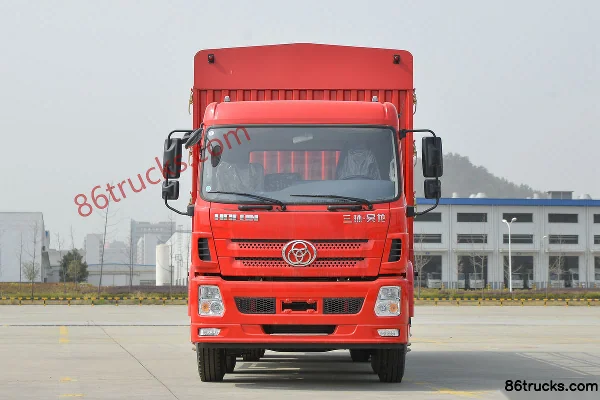 Sanhuan Shitong Haolong Luxury Edition 270hp 8X4(12 wheels) 6.8m Stake Cargo Truck Exterior (2) | 86Trucks