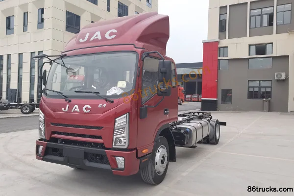JAC Qingtianzhu 170 ch 4X2(6 roues) 4,845 m camion porteur à ridelles avec cabine avancée Extérieur (2) | 86Trucks