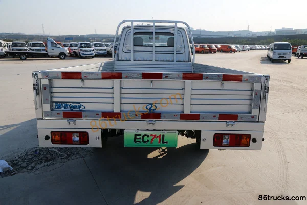 Ruichi EC71L 3,3 T plateau micro camion électrique 3,3 m 50,232 kWh 4X2(6 roues) Carrosserie (1) | 86Trucks